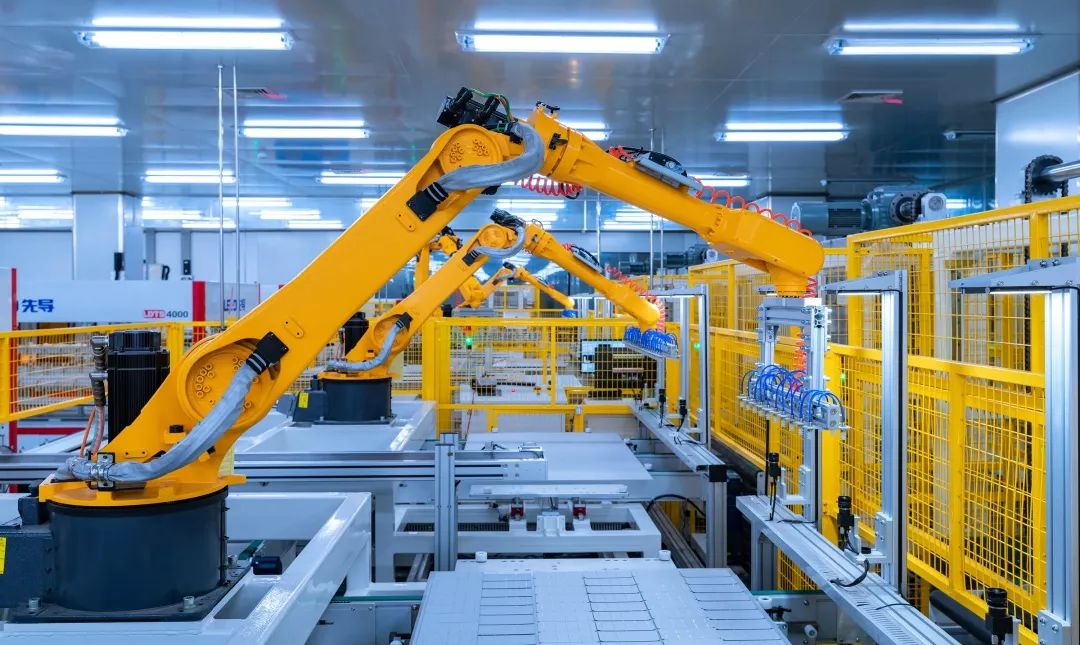 加力新质生产力：聚焦先进制造，建设战略新兴，培育未来产业